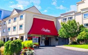 Skyline Hotel & Waterpark